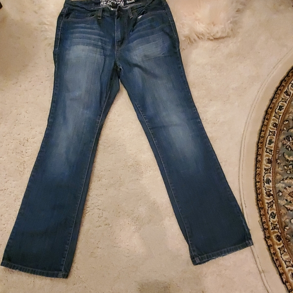 Kenneth Cole Men's Distressed Relaxed Jeans - Picture 3 of 6